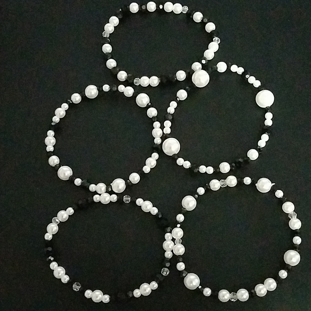 🖤Pearly Bracelets❤